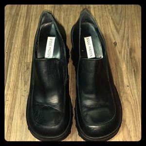 Steve Madden wedges in size 6.5.. great for work!